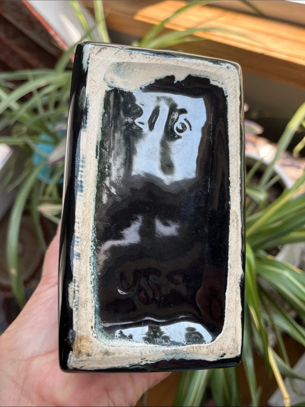 Vtg USA Art Pottery 216 BLACK Planter Vase Raised Mandolin & Roses Floral *READ*